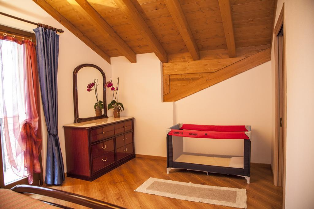 Casa Sole Vercana Quarto foto