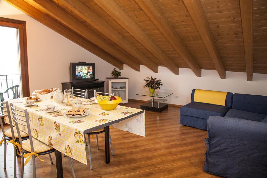 Casa Sole Vercana Quarto foto